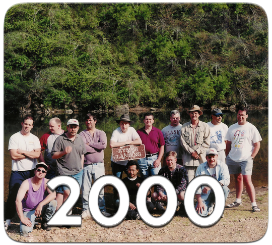 2000 Photos